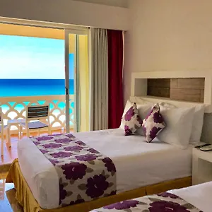 Seashore Cancun